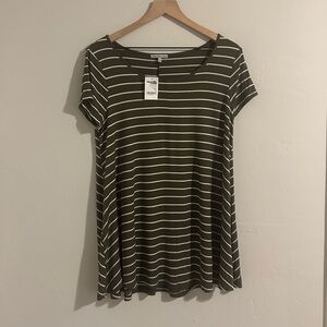 Green & White Oversized Tee